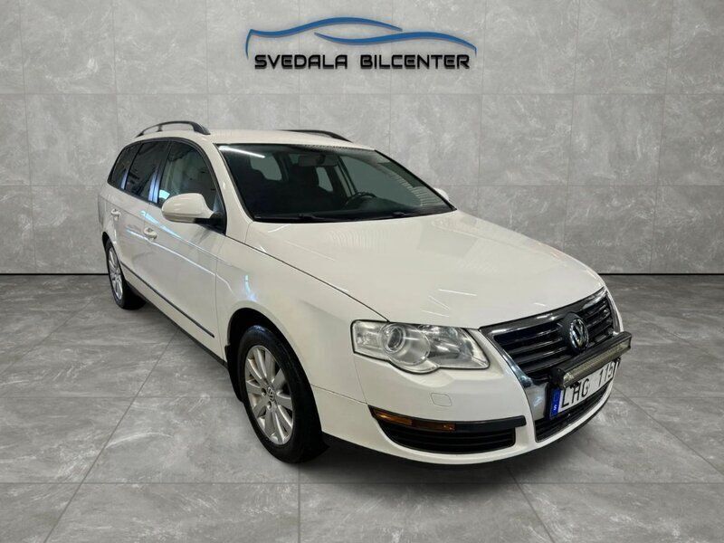 Vit Begagnad 2007 VW Passat Trendline Kombi | 24 900 kr (Marknadspris) - Bild 1/4