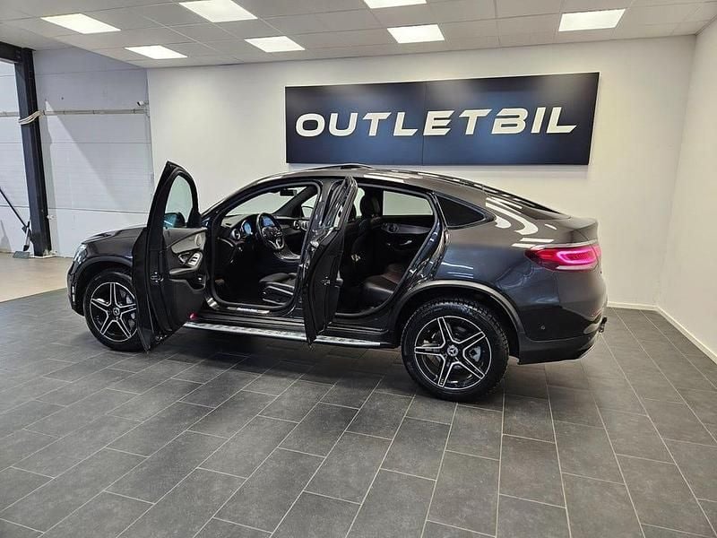 Begagnad Mercedes GLC300 AMG 306 HK (225 kW) 2021 Grå Sportkupé