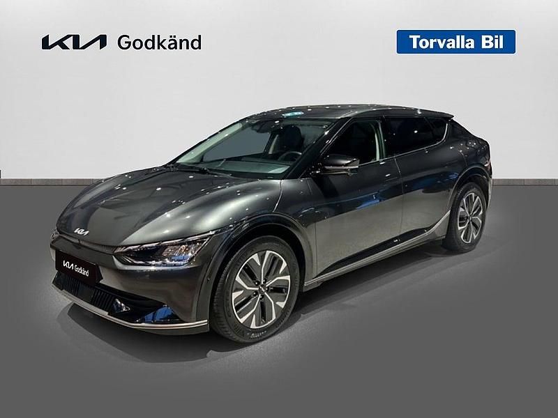 Grå Begagnad 2022 Kia EV6 SUV | 379 900 kr (Marknadspris) - Bild 1/3