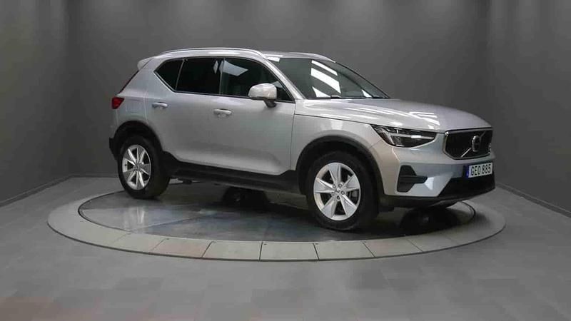 Silver Begagnad 2024 Volvo XC40 SUV | 349 000 kr - Bild 1/1