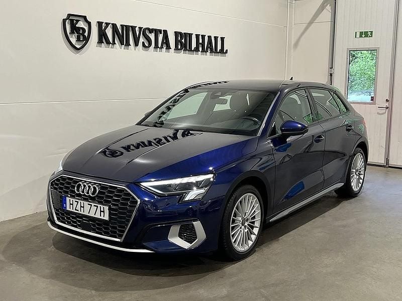 Blå Begagnad 2021 Audi A3 | 188 900 kr (Marknadspris) - Bild 1/4