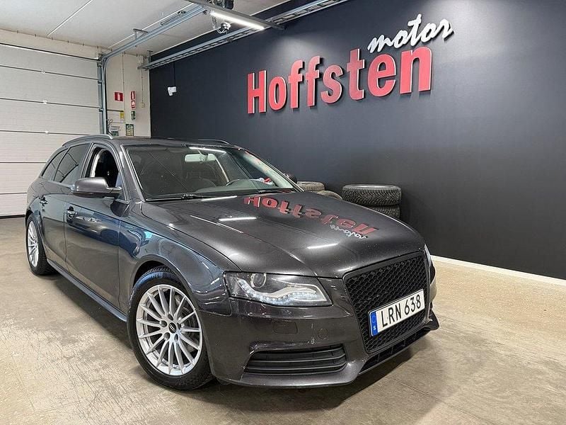 Grå Begagnad 2011 Audi A4 Kombi | 64 900 kr (Marknadspris) - Bild 1/4