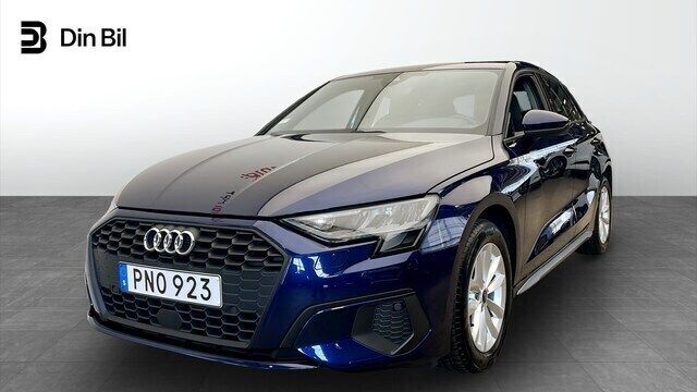 Navarrablå metallic Begagnad 2021 Audi A3 Proline | 269 000 kr (Lite dyr) - Bild 1/4