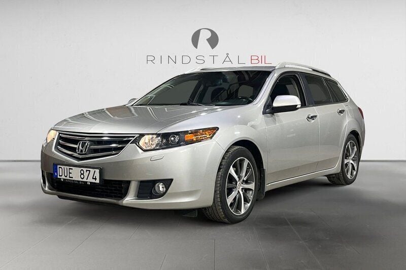 Silver Begagnad 2010 Honda Accord Elegance Kombi | 52 900 kr (Marknadspris) - Bild 1/3