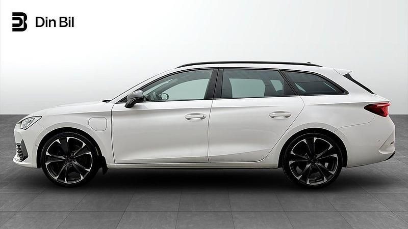 Begagnad Cupra Leon VZ 150 HK (110 kW) 2023 Candy white Kombi