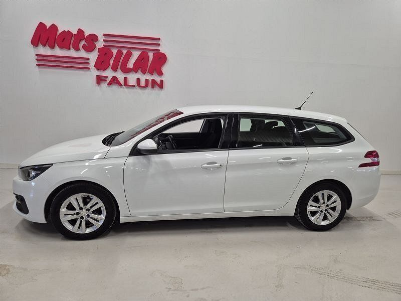 Vit Begagnad 2019 Peugeot 308 Active Kombi | 159 900 kr (Lite dyr) - Bild 1/4