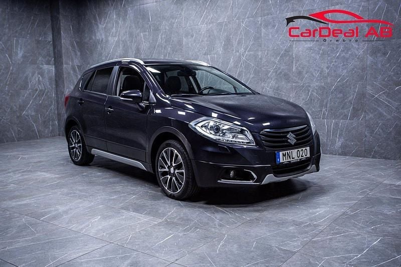 Grå Begagnad 2014 Suzuki SX4 S-Cross SUV | 86 800 kr (Bra pris) - Bild 1/4