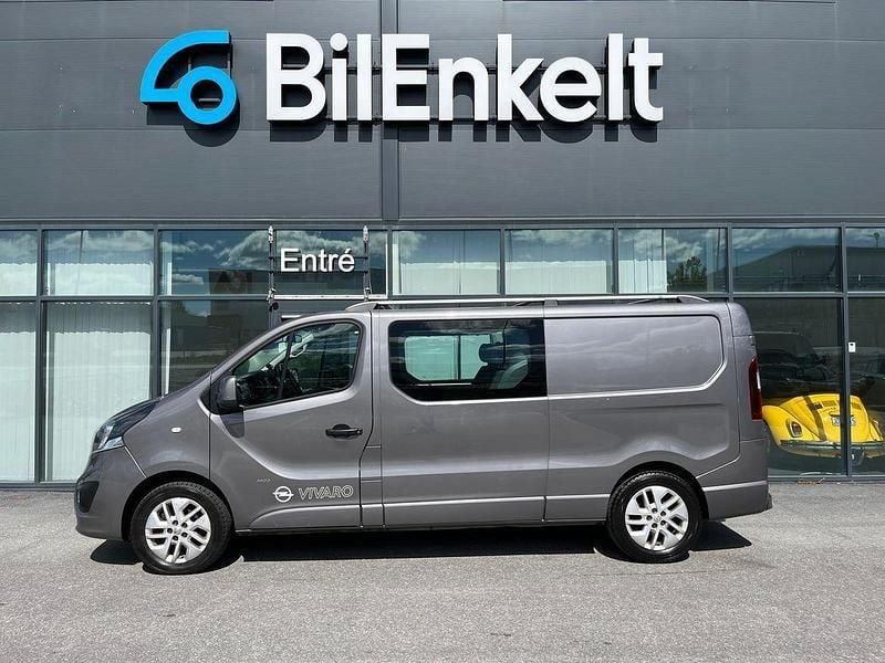 Grå Begagnad 2016 Opel Vivaro Van | 199 900 kr - Bild 1/4