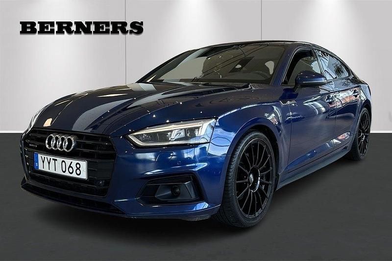Blå Begagnad 2018 Audi A5 Sportback Advanced Halvkombi | 229 900 kr (Marknadspris) - Bild 1/4