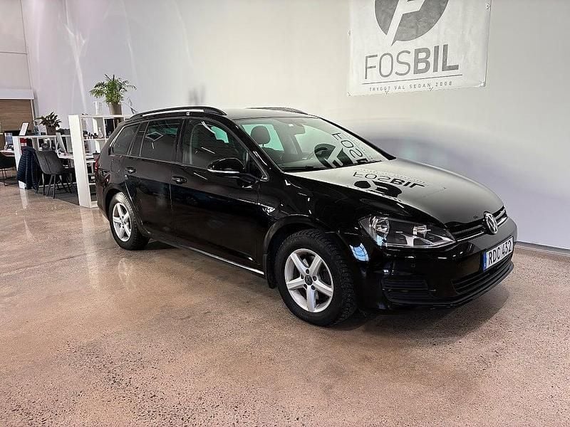 Begagnad VW Golf VII 110 HK (80 kW) 2016 Svart Kombi