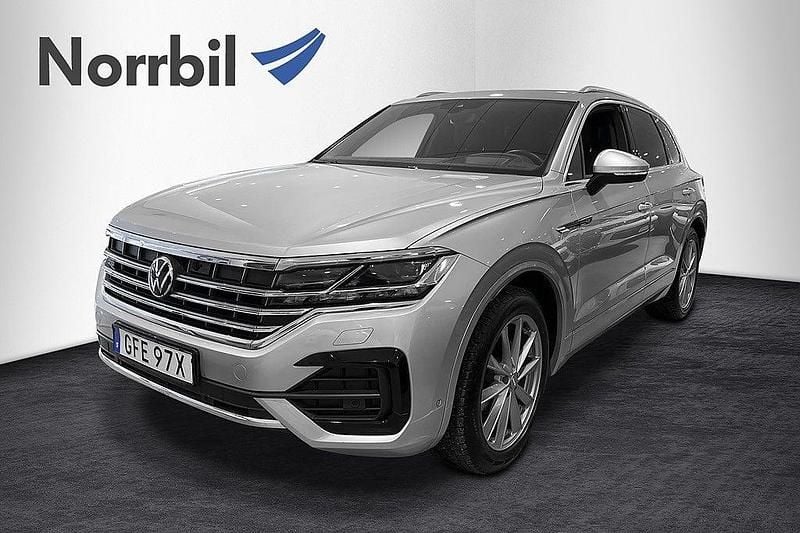 Begagnad VW Touareg R-line 286 HK (210 kW) 2021 Silver SUV