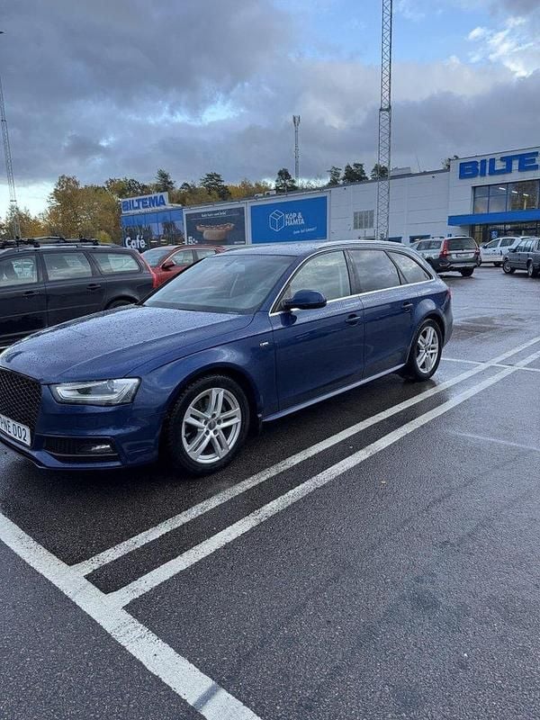 Blå Begagnad 2015 Audi A4 Sport Kombi | 145 000 kr (Bra pris) - Bild 1/4