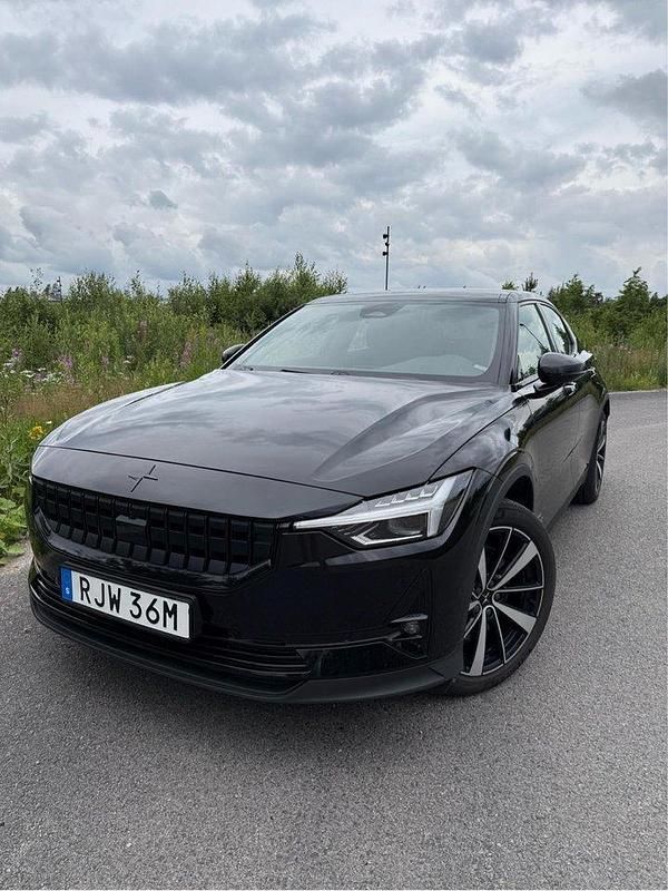 Svart Begagnad 2022 Polestar 2 Long Range Single Motor Sedan | 399 000 kr (Dyr) - Bild 1/4
