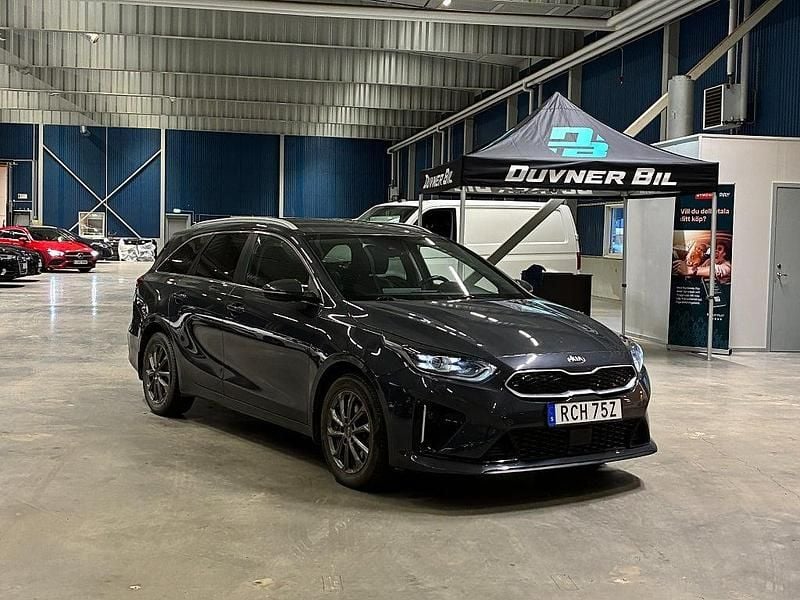 Grå Begagnad 2020 Kia Ceed Sportswagon Advance Kombi | 194 800 kr (Superpris) - Bild 1/4