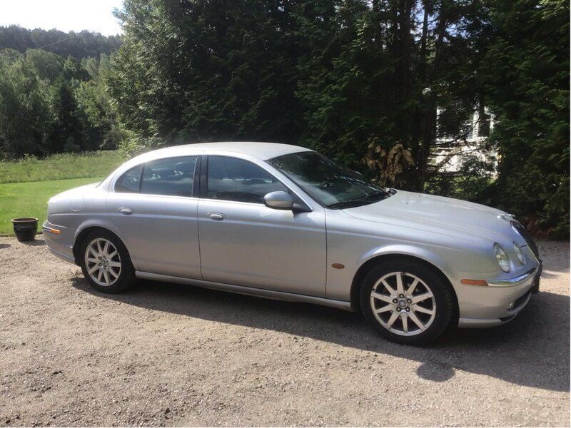Silver Begagnad 2002 Jaguar S-Type S Sedan | 27 500 kr - Bild 1/4
