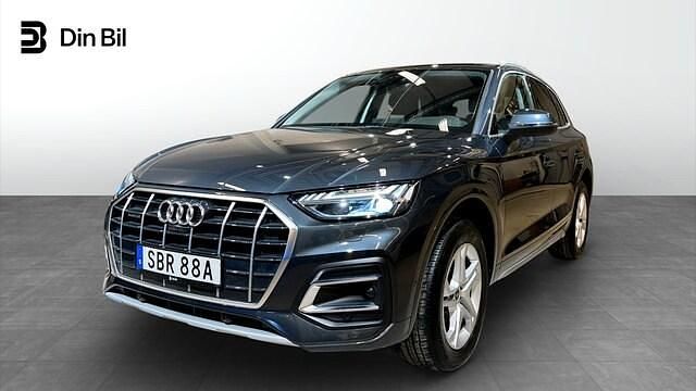 Grå Begagnad 2024 Audi Q5 Advanced Plus SUV | 469 000 kr (Marknadspris) - Bild 1/4