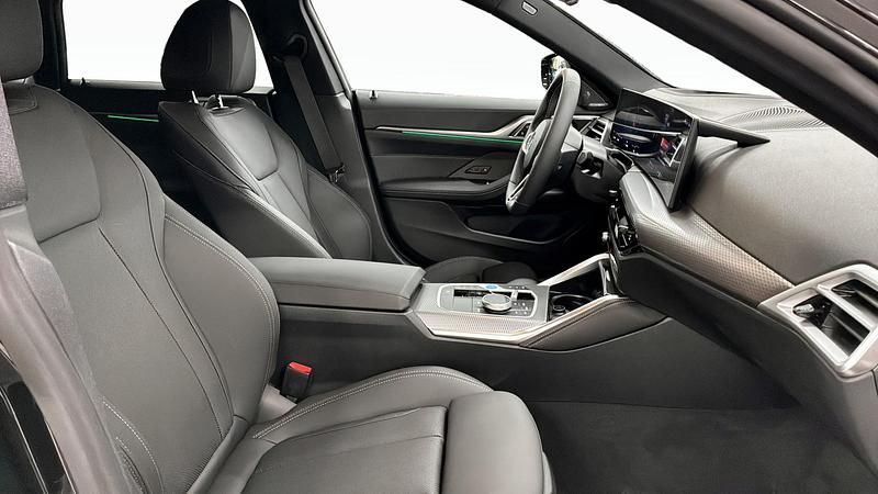 Begagnad BMW i4 Comfort Edition 442 kW (601 HK) 2025 Sedan