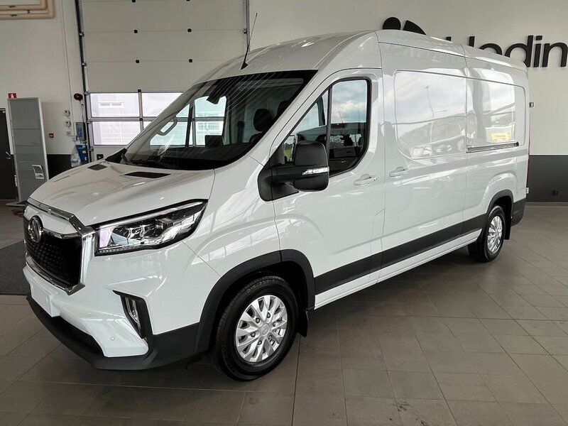Vit Begagnad 2022 Maxus eDeliver 9 Van | 787 375 kr - Bild 1/4