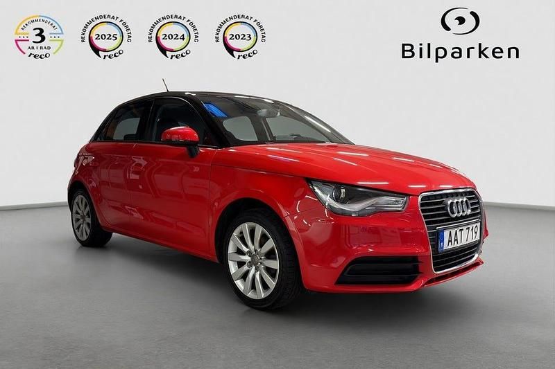 Begagnad Audi A1 Sportback Sport 86 HK (63 kW) 2014 Röd Halvkombi