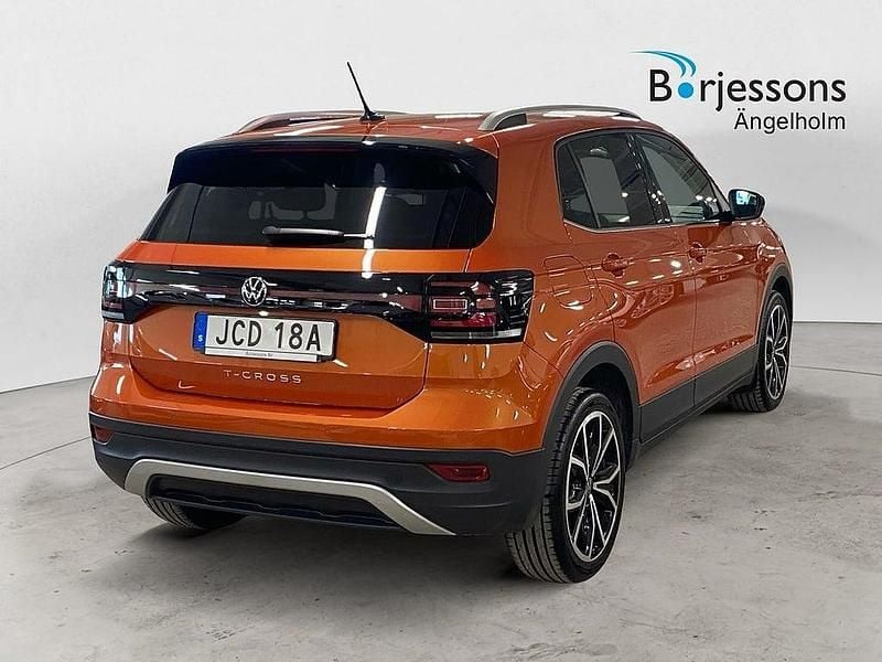 Begagnad VW T-Cross GT 112 HK (82 kW) 2022 Orange SUV