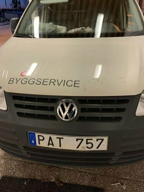 Vit Begagnad 2009 VW Caddy Minibuss | 35 000 kr (Bra pris) - Bild 1/2