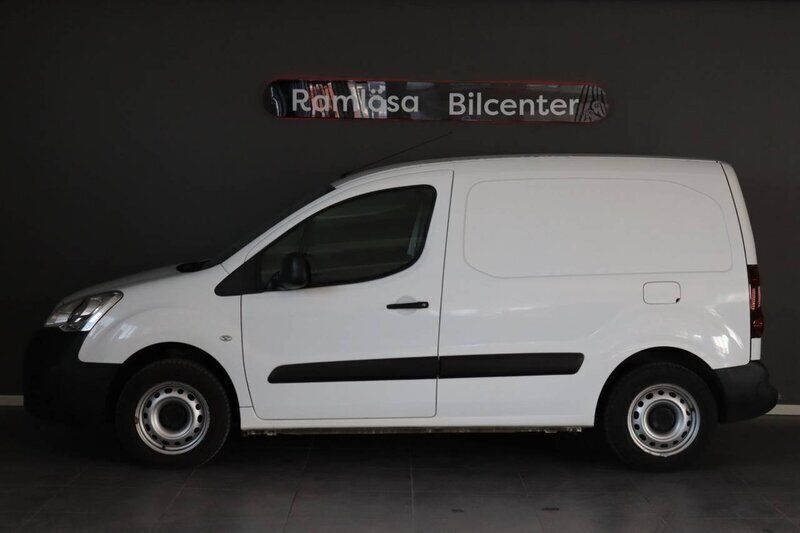 Vit Begagnad 2018 Citroën Berlingo Minibuss | 79 900 kr (Dyr) - Bild 1/4