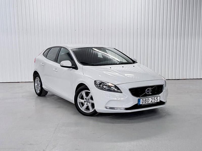 Begagnad Volvo V40 116 HK (85 kW) 2014 Vit