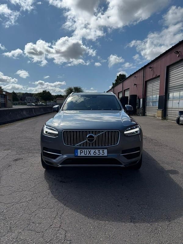 Begagnad 2017 Volvo XC90 Inscription SUV | 410 000 kr - Bild 1/4