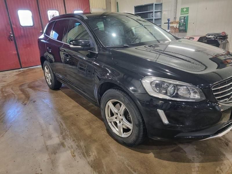 Begagnad Volvo XC60 181 HK (133 kW) 2015 SUV