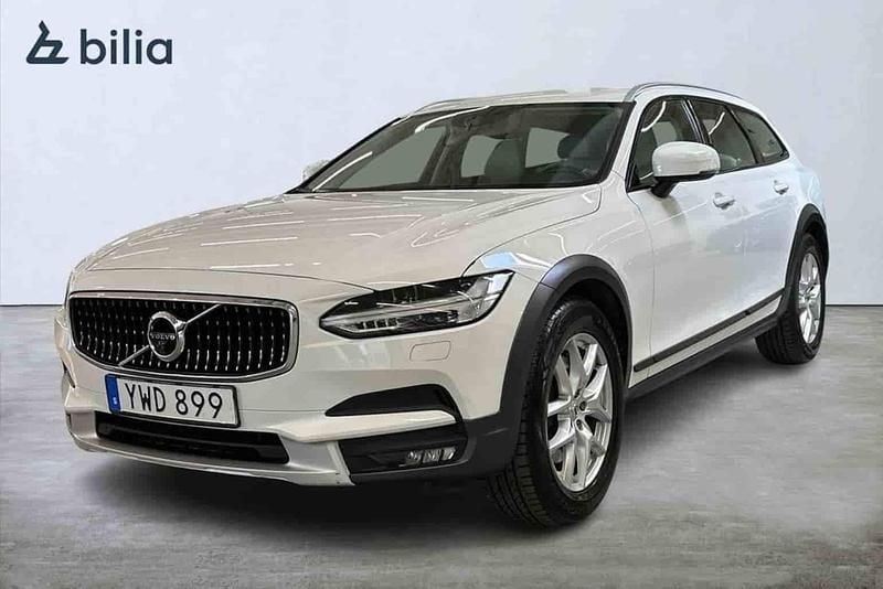 Vit Begagnad 2017 Volvo V90 CC Pro Kombi | 299 900 kr (Superpris) - Bild 1/1