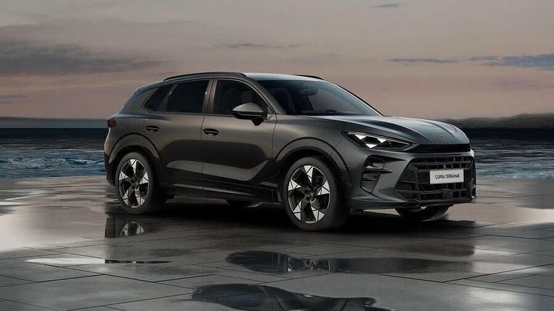 Grå (timanfaya grey metallic) Ny 2025 Cupra Terramar SUV | 539 400 kr (Marknadspris) - Bild 1/4