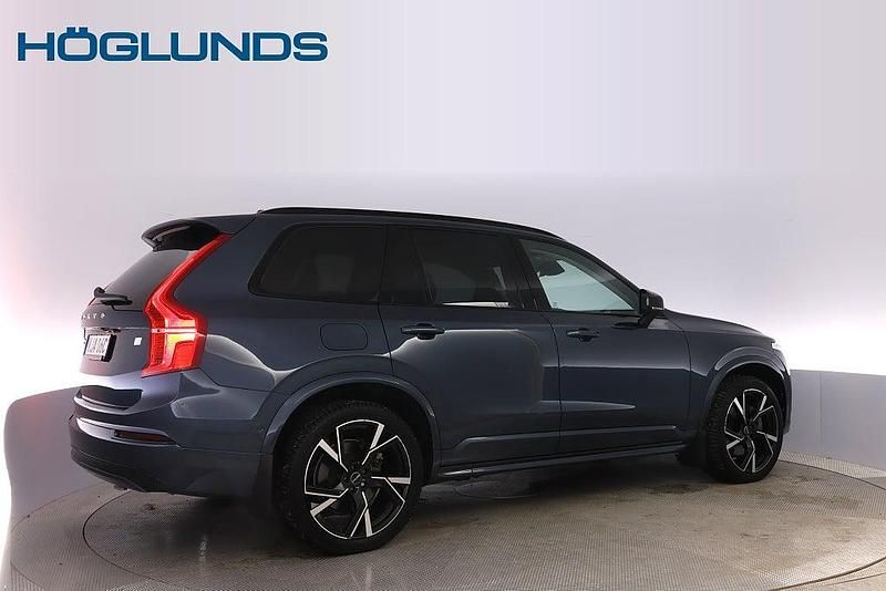 Begagnad Volvo XC90 Ultimate 310 HK (228 kW) 2022 Mörkblå SUV