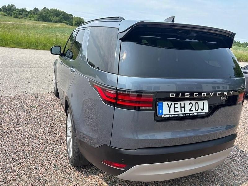 Begagnad Land Rover Discovery 5 249 HK (183 kW) 2021 Blå SUV