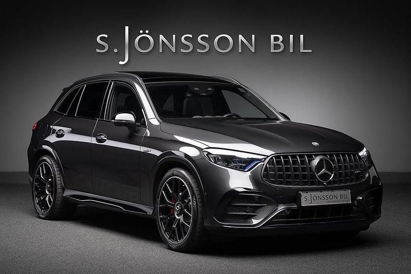 Grå Begagnad 2024 Mercedes GLC63 AMG SUV | 1 085 000 kr (Superpris) - Bild 1/4