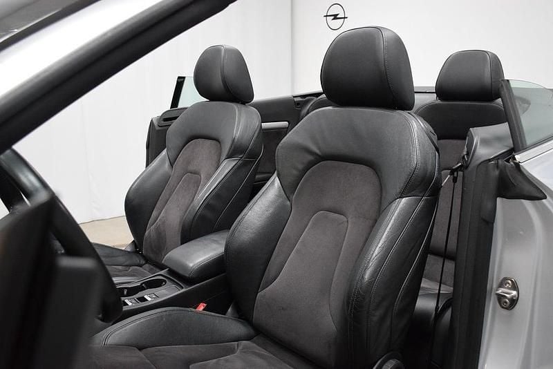 Begagnad Audi A5 Cabriolet Comfort 170 HK (125 kW) 2012 Silver Cab