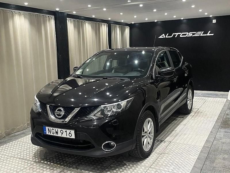 Begagnad Nissan Qashqai 131 HK (96 kW) 2017 Svart SUV