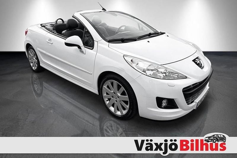 Begagnad Peugeot 207 CC 120 HK (88 kW) 2010 Vit Cab
