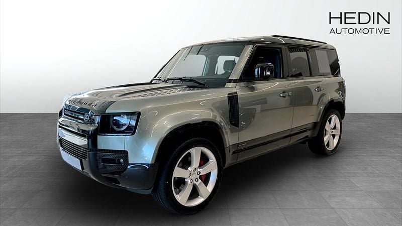 Grön (green) Begagnad 2025 Land Rover Defender SUV | 1 459 000 kr - Bild 1/4