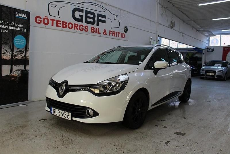 Begagnad Renault Clio GrandTour 90 HK (66 kW) 2014 Vit Kombi