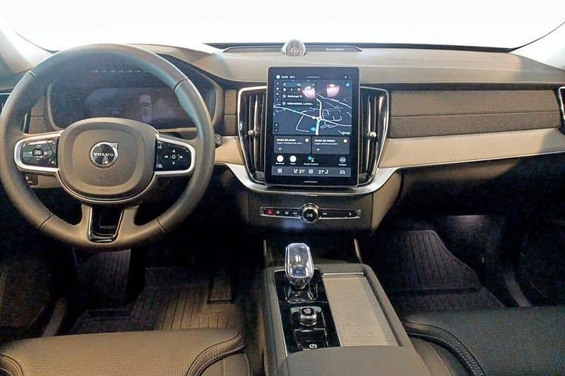 Begagnad Volvo XC90 Ultra 462 HK (339 kW) 2025 Silver SUV