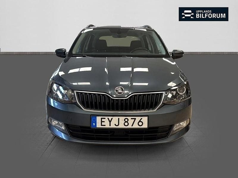 Begagnad Skoda Fabia Elegance 90 HK (66 kW) 2015 Silver Kombi