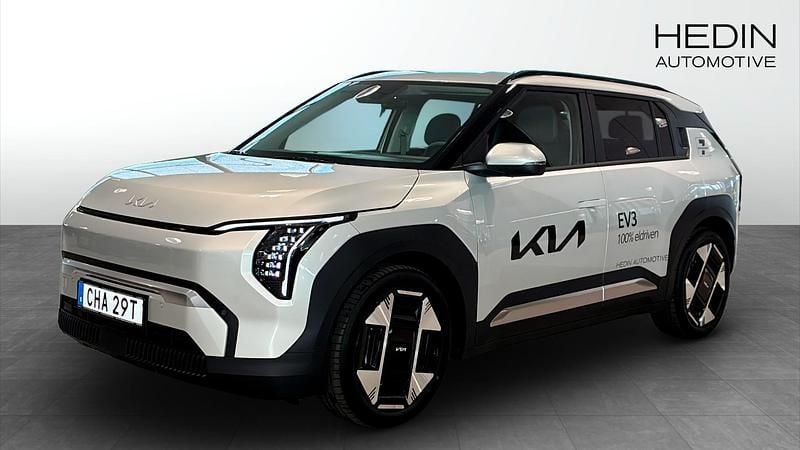 Grå (silver) Begagnad 2025 Kia EV3 Plus SUV | 499 900 kr (Marknadspris) - Bild 1/4