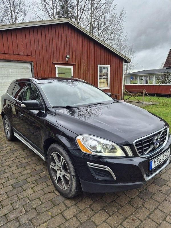 Begagnad 2012 Volvo XC60 Summum SUV | 82 000 kr (Superpris) - Bild 1/4