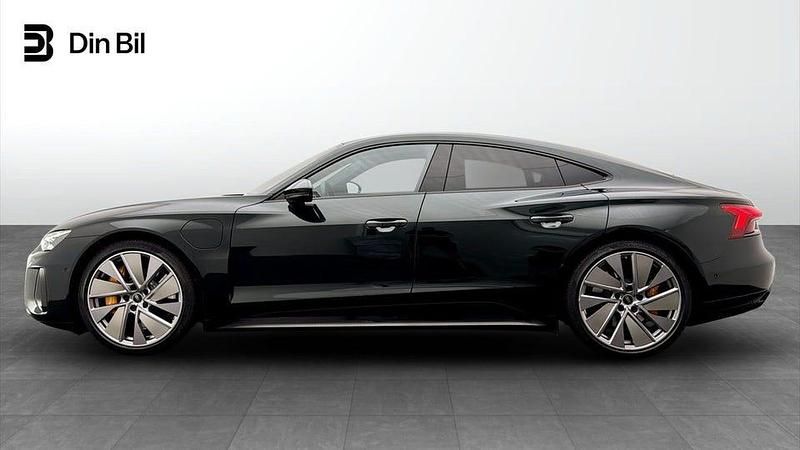 Begagnad Audi e-tron Exclusive 439 kW (598 HK) 2024 Individuell lackering, au SUV