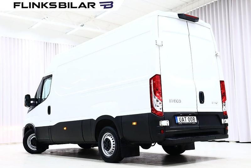 Begagnad Iveco Daily 136 HK (100 kW) 2023 Vit Van