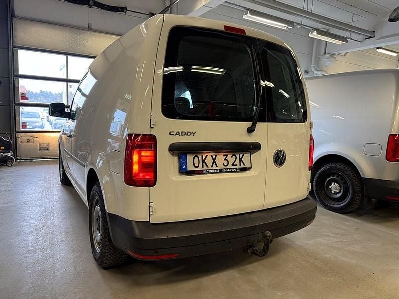 Begagnad VW Caddy 102 HK (75 kW) 2019 Vit Minibuss