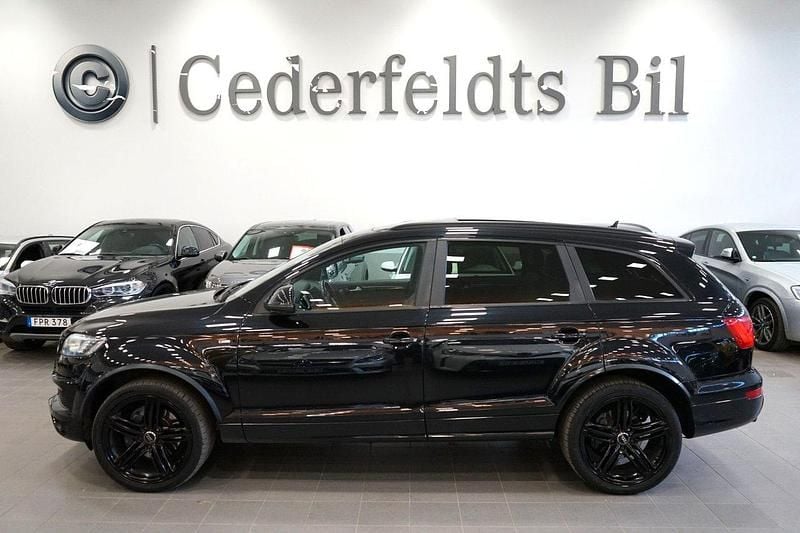 Svart Begagnad 2014 Audi Q7 S-Line SUV | 228 900 kr (Marknadspris) - Bild 1/4