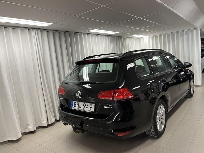 Begagnad VW Golf VII 110 HK (80 kW) 2015 Svart Kombi