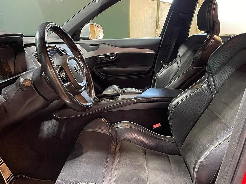 Begagnad Volvo XC90 R-Design 224 HK (164 kW) 2015 Röd SUV