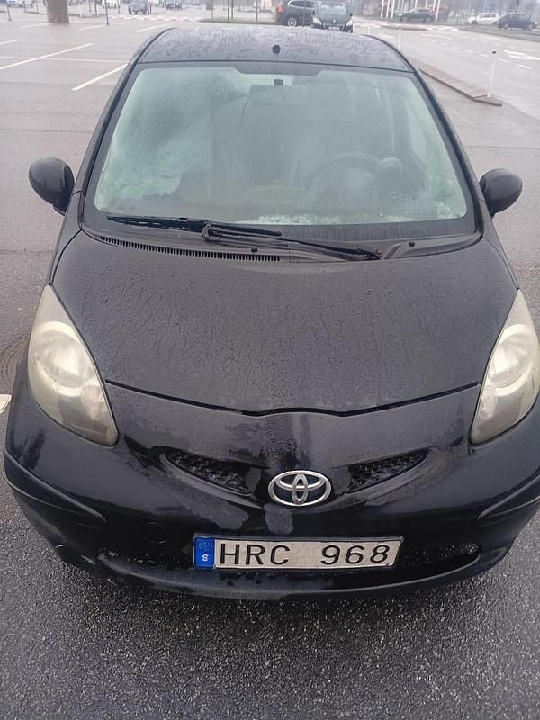 Begagnad 2008 Toyota Aygo Halvkombi | 8 900 kr (Marknadspris) - Bild 1/4